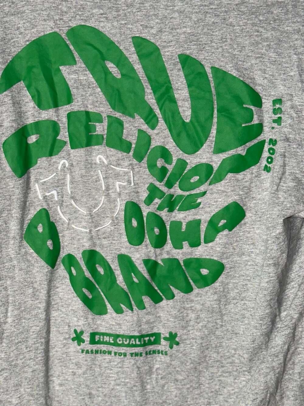 True Religion Mens Gray Buddha Brand Graphic T-Shirt with Green Logo